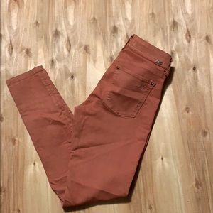 DLI961 legging Jeans SZ 26, like new!